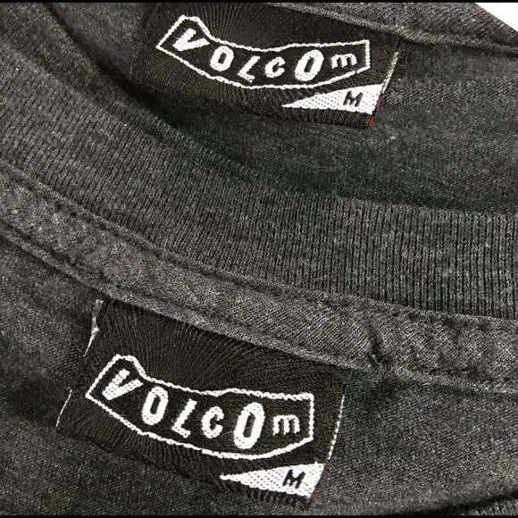 Volcom graphic t shirt bundle - Picture 4 of 7